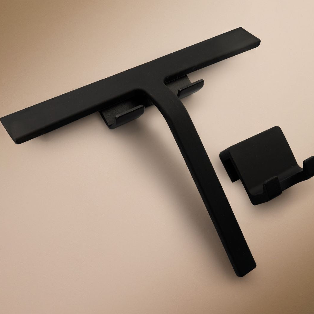 Designfabrik Hamburg Duschabzieher aus Silikon mit selbstklebender Wandhalterung und Hängehalterung schwarz matt