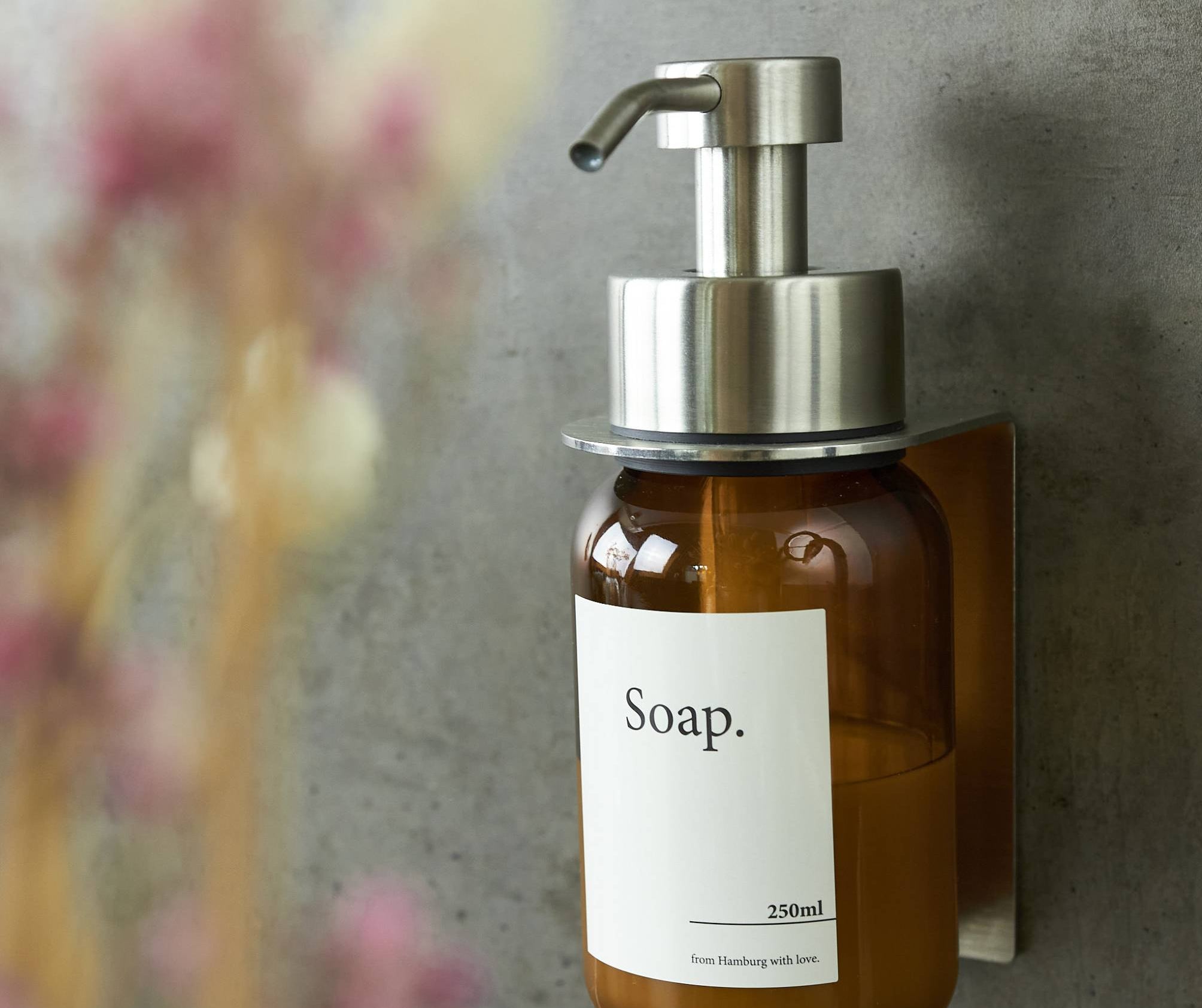 Designfabrik Hamburg Seifenspender mit Wandhalterung Edelstahl Braunglas