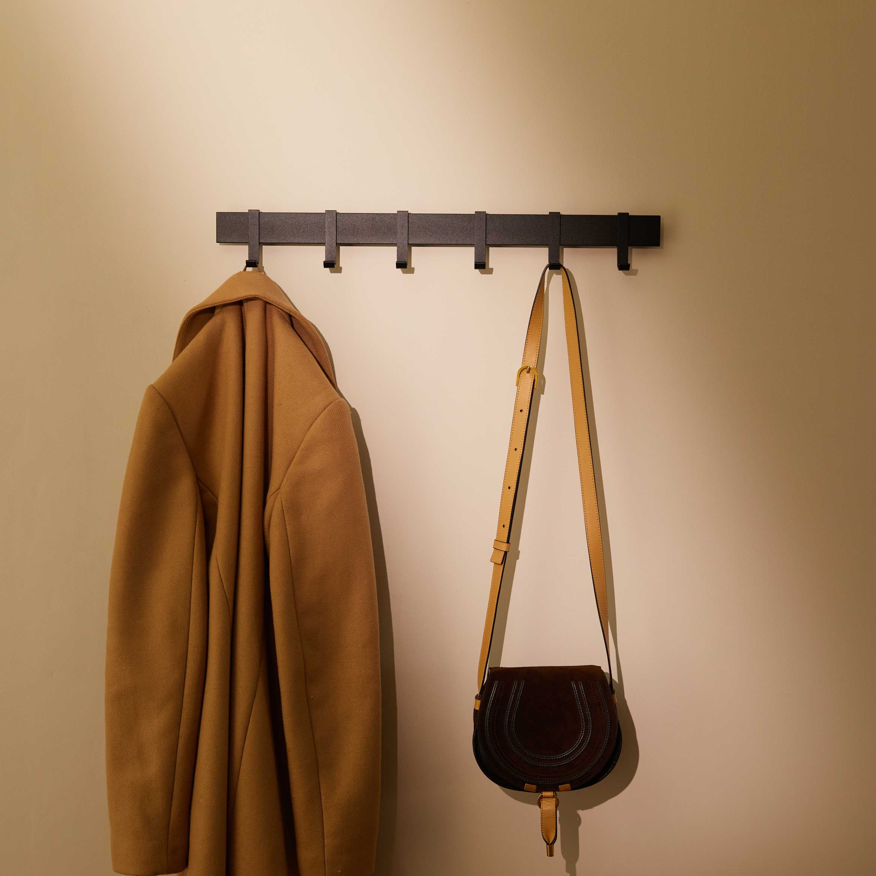 Designfabrik Hamburg Garderobenleiste Kleiderstange hochwertig modern minimalistisch schwarz 58cm