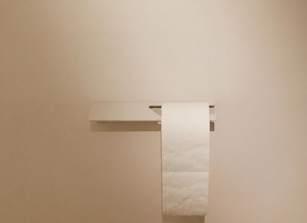 Designfabrik Hamburg Toilettenpapierhalter ohne Bohren zur Wandmontage beige