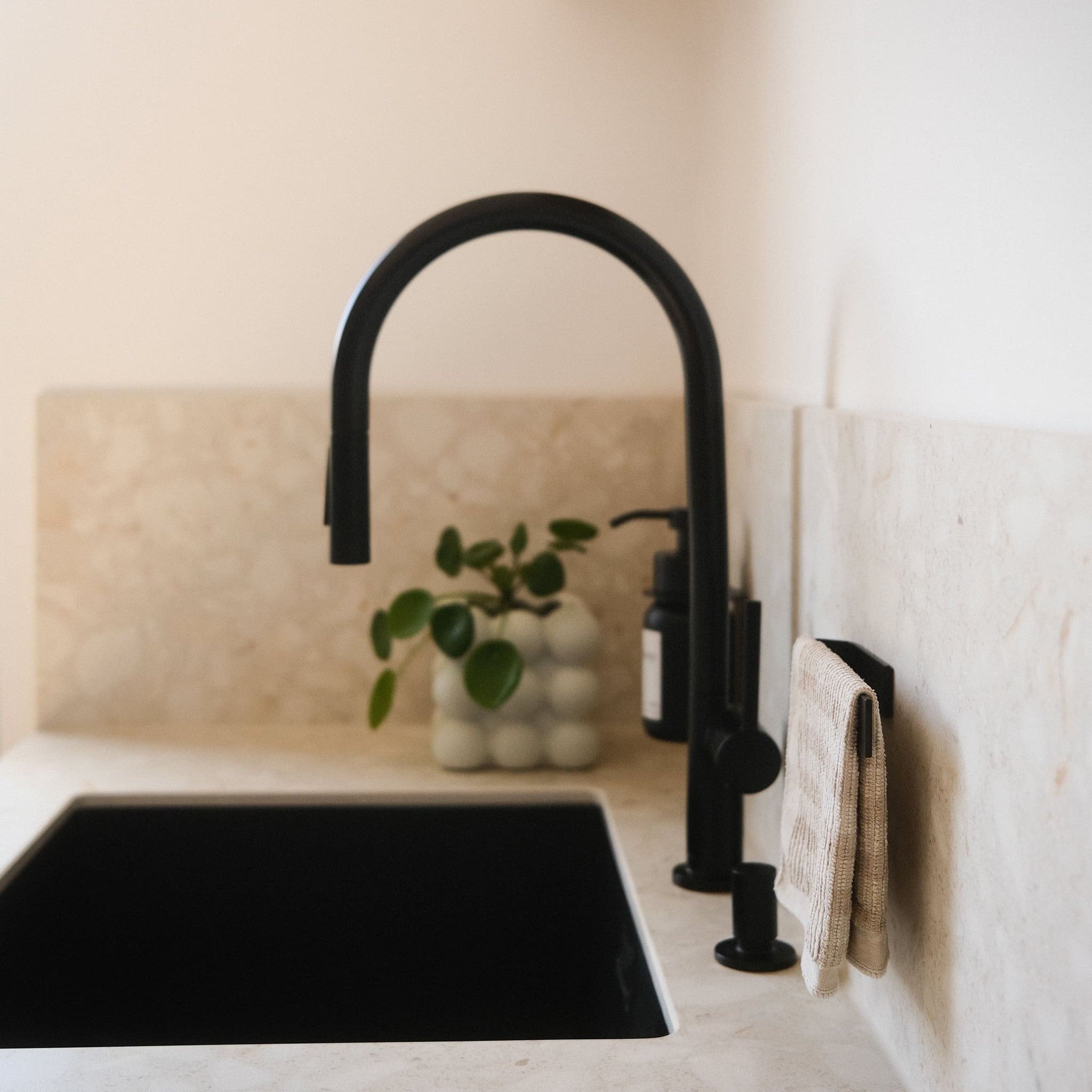 Küchen-Update ohne Umbau – mehr Platz & Stil