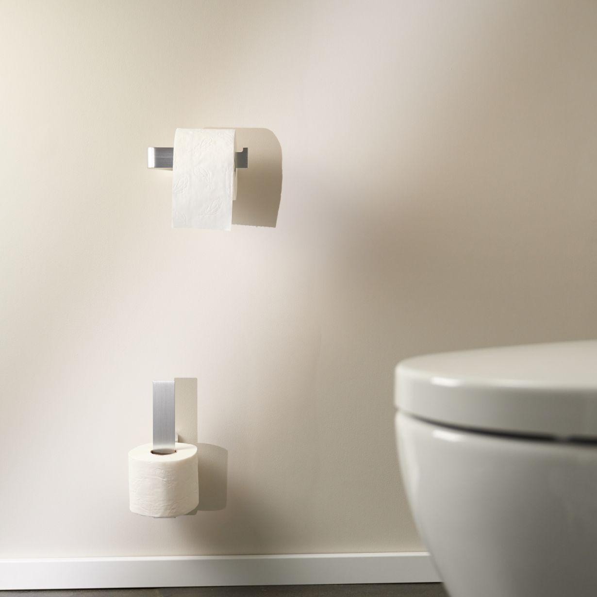 Designfabrik Hamburg Ersatzrollenhalter für Toilettenpapier zum Kleben ohne Bohren