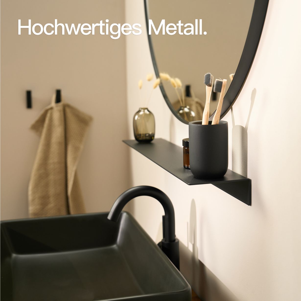 Designfabrik Hamburg Wandregal ohne Bohren zum Kleben. Badablage kleben schwarz