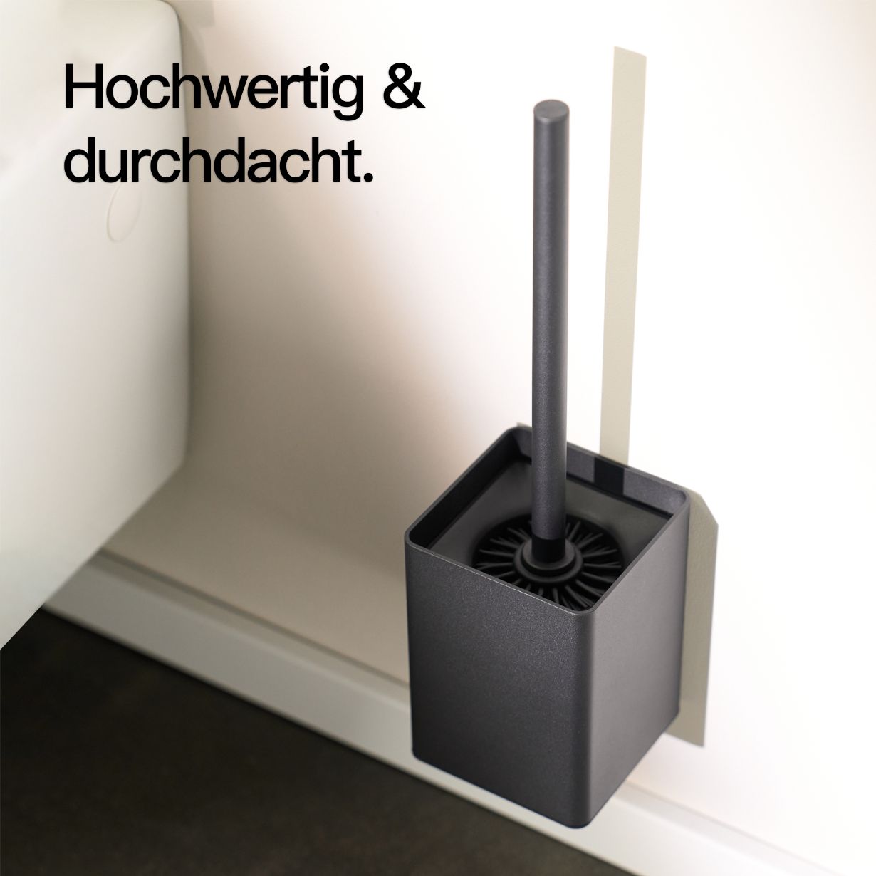 Designfabrik Hamburg hochwertiger Toilettenbürstenhalter mit Silikonbürste und Metallhalter