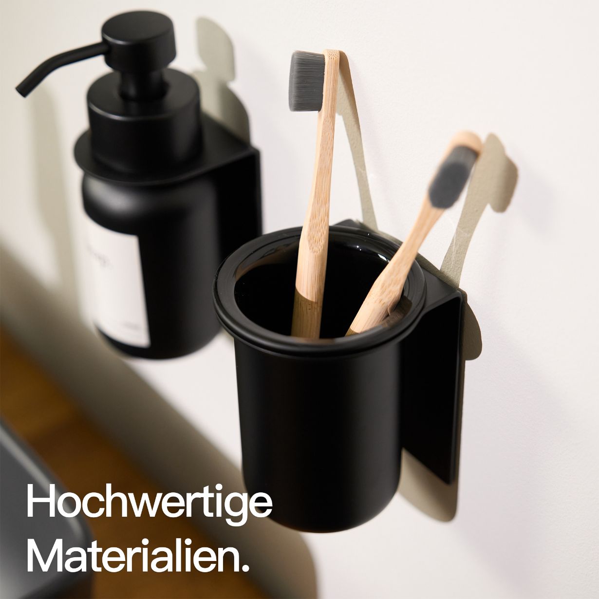Designfabrik Hamburg Zahnbürstenhalter selbstklebend ohne Bohren aus Glas und Edelstahl