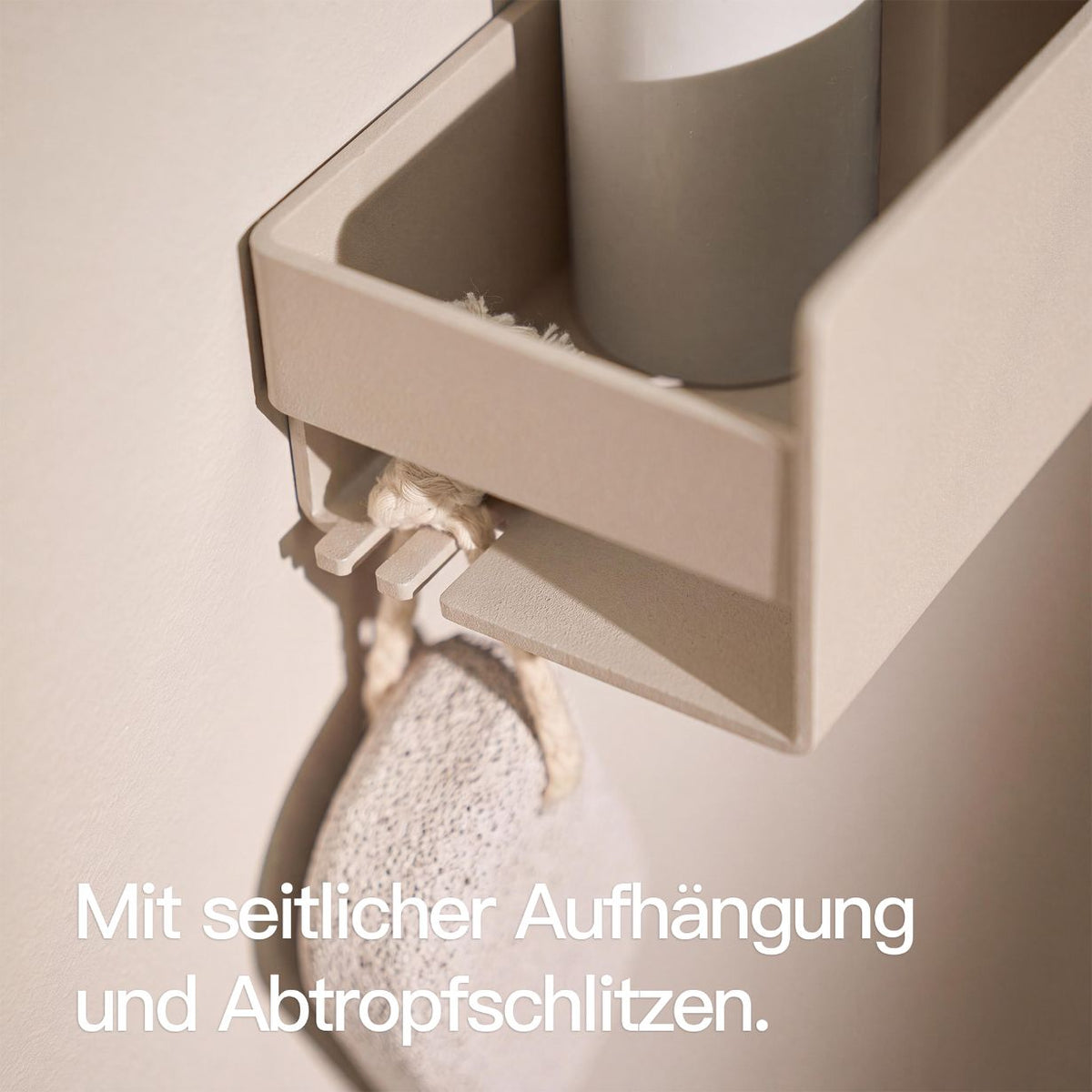 Designfabrik Hamburg Duschablage ohne Bohren zum Ankleben, rostfrei mit verschiebbaren Haken Beige