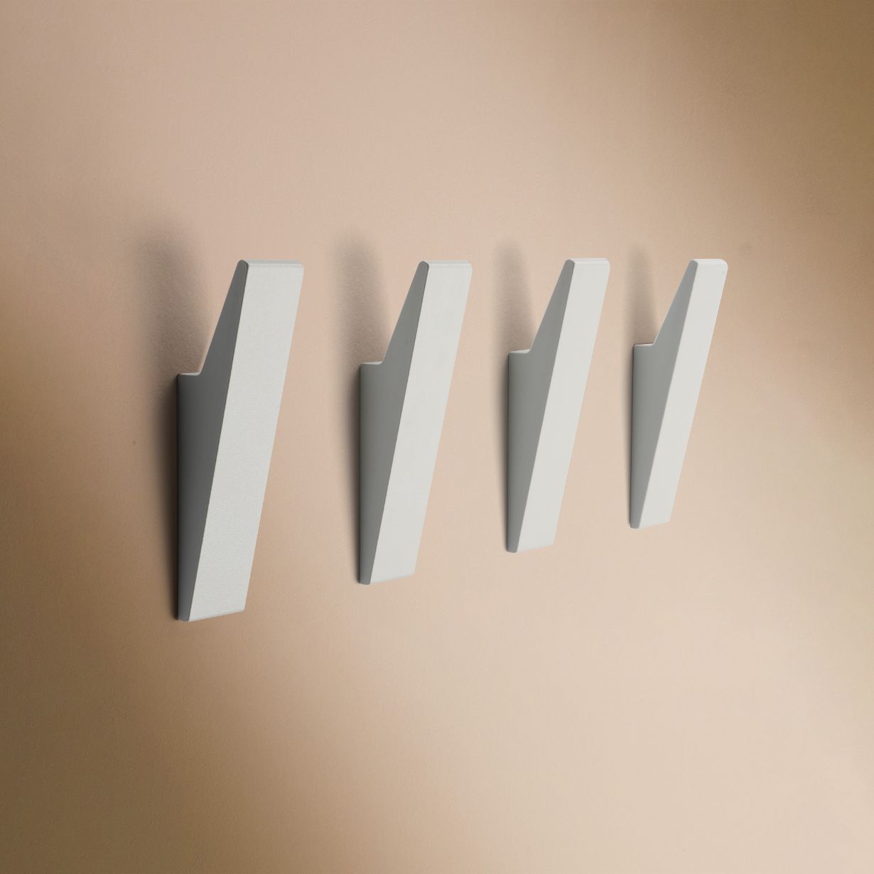 Designfabrik Hamburg Garderobenhaken zum Schrauben Set aus massivem Metall mit modernem Look