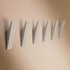Designfabrik Hamburg Garderobenhaken zur Schraubmontage flexibel an der Wand beige