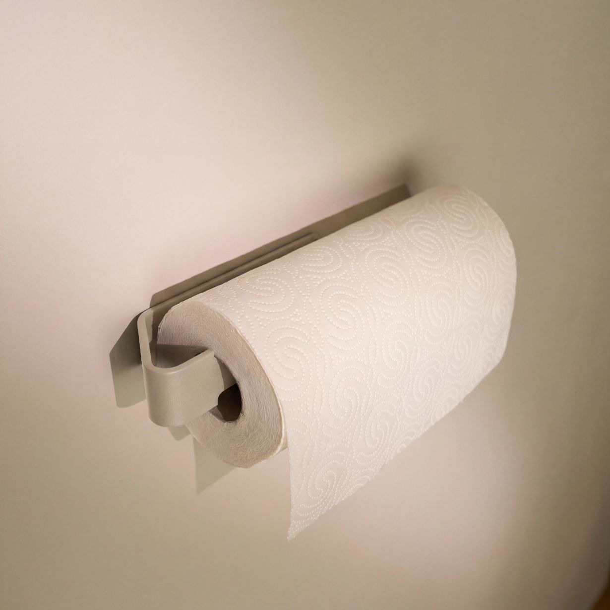 Designfabrik Hamburg Küchenrollenholter ohne bohren für die Küchenrückwand beige
